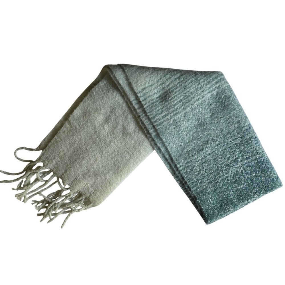 Mersea “Always By The Sea” Green Ombre Chunky Super Soft‎ Blanket Scarf